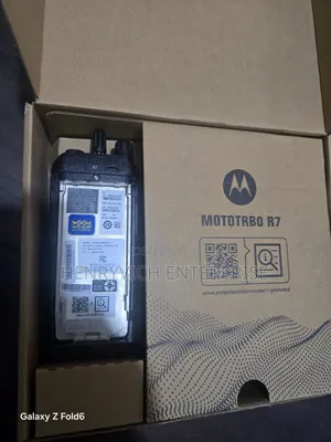 Motorola Walkie Talkies R7 Intrinsically Safe 5w