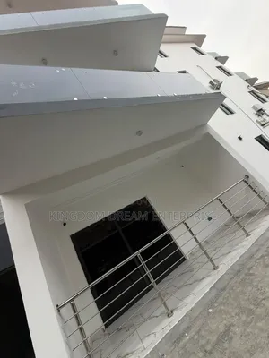 3bdrm Apartment in Ogba for sale