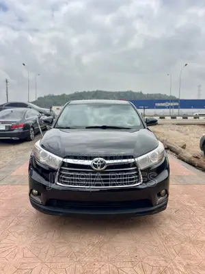 Toyota Highlander 2015 Black