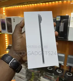 New Apple iPhone Air 256 GB Black