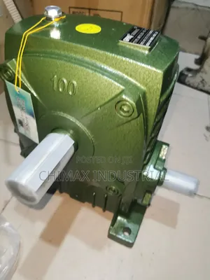 100 WP-series Single-Stage Cast Iron Worm Gear Speed Reducer