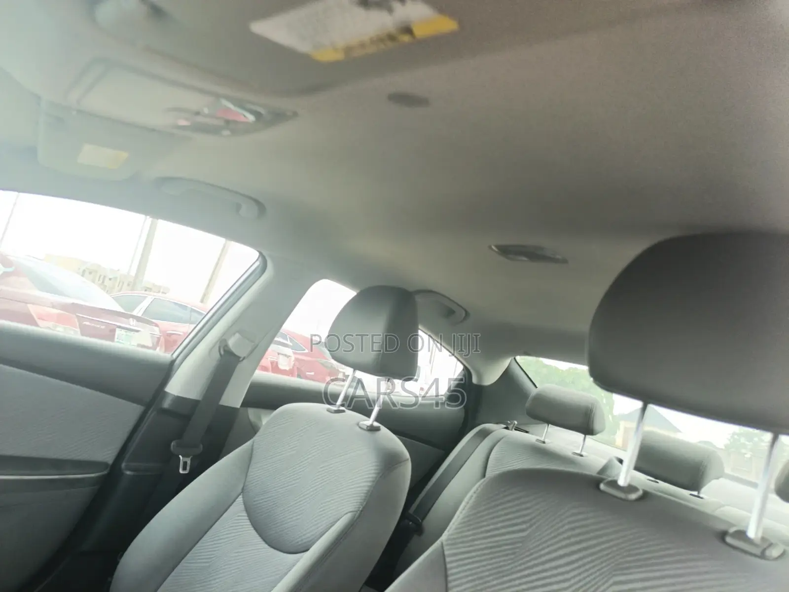 Hyundai Elantra 2013 Silver