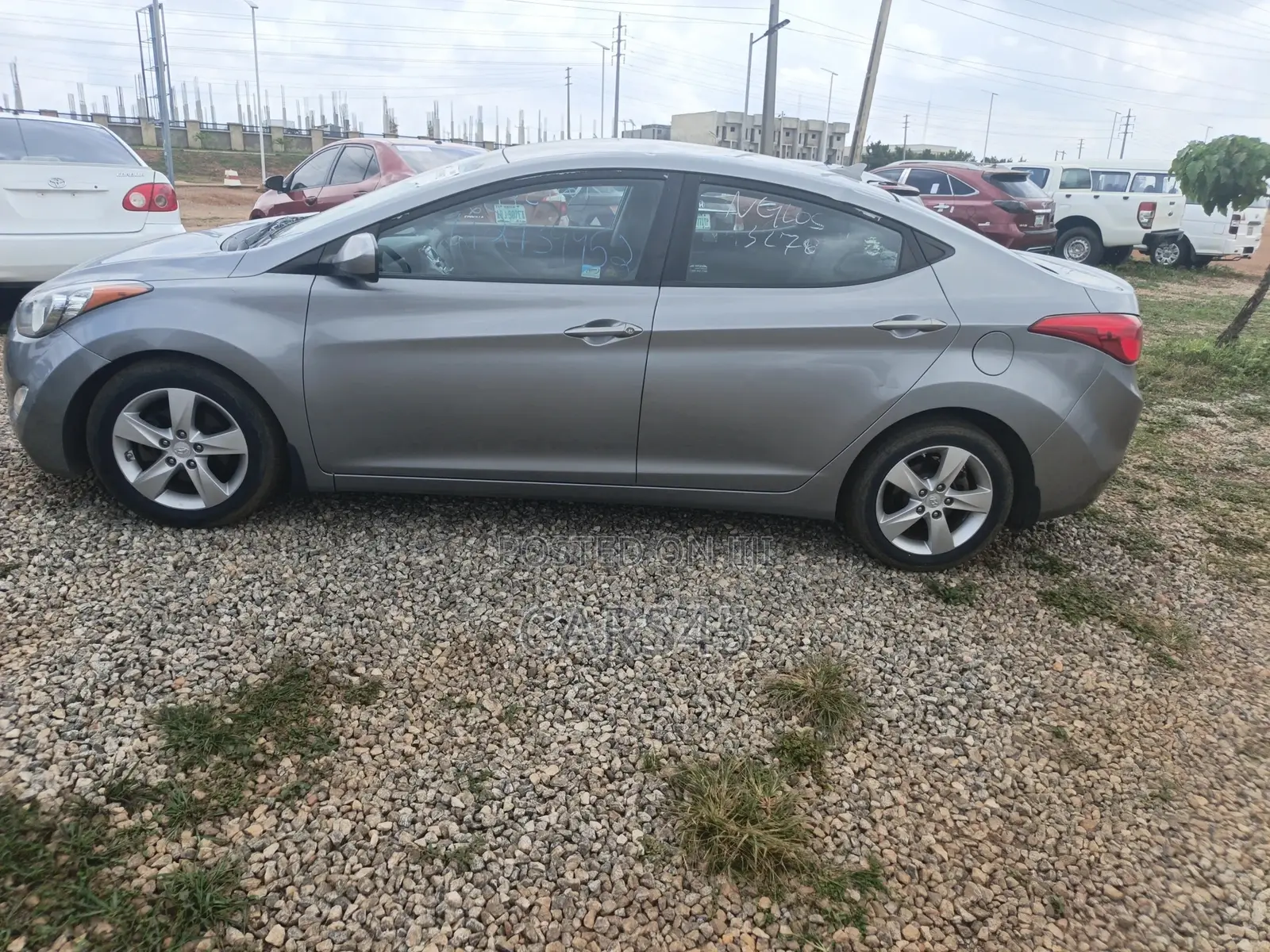 Hyundai Elantra 2013 Silver