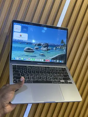Laptop Apple MacBook Pro 2020 M1 16GB Apple M1 SSD 256GB