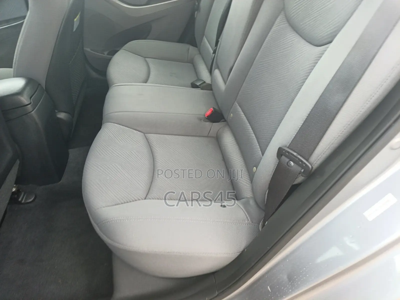 Hyundai Elantra 2013 Silver