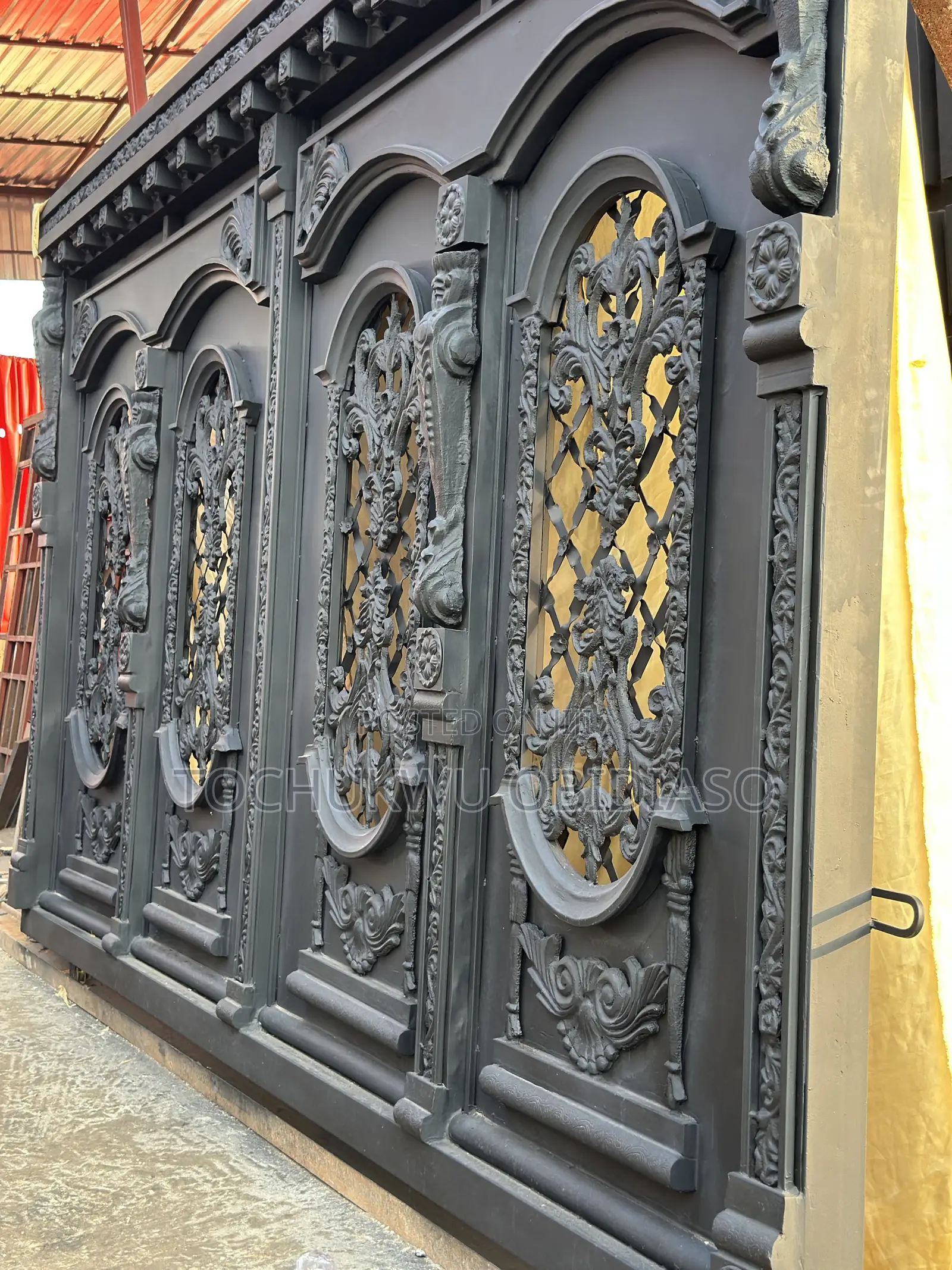 The Royal Barouque Gate