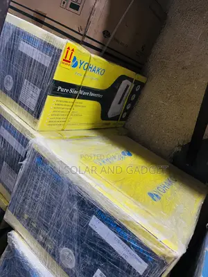 3.5kva 24v Yohako Solar Inverter Pure Sine Wave Non Hybrid in Stock