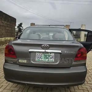Toyota Echo 2004 Gray