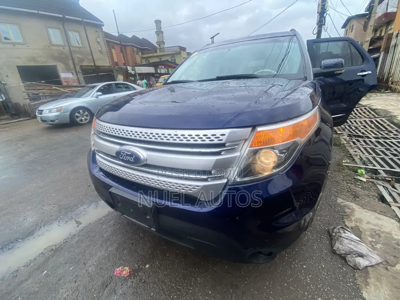 Ford Explorer 2011 Blue