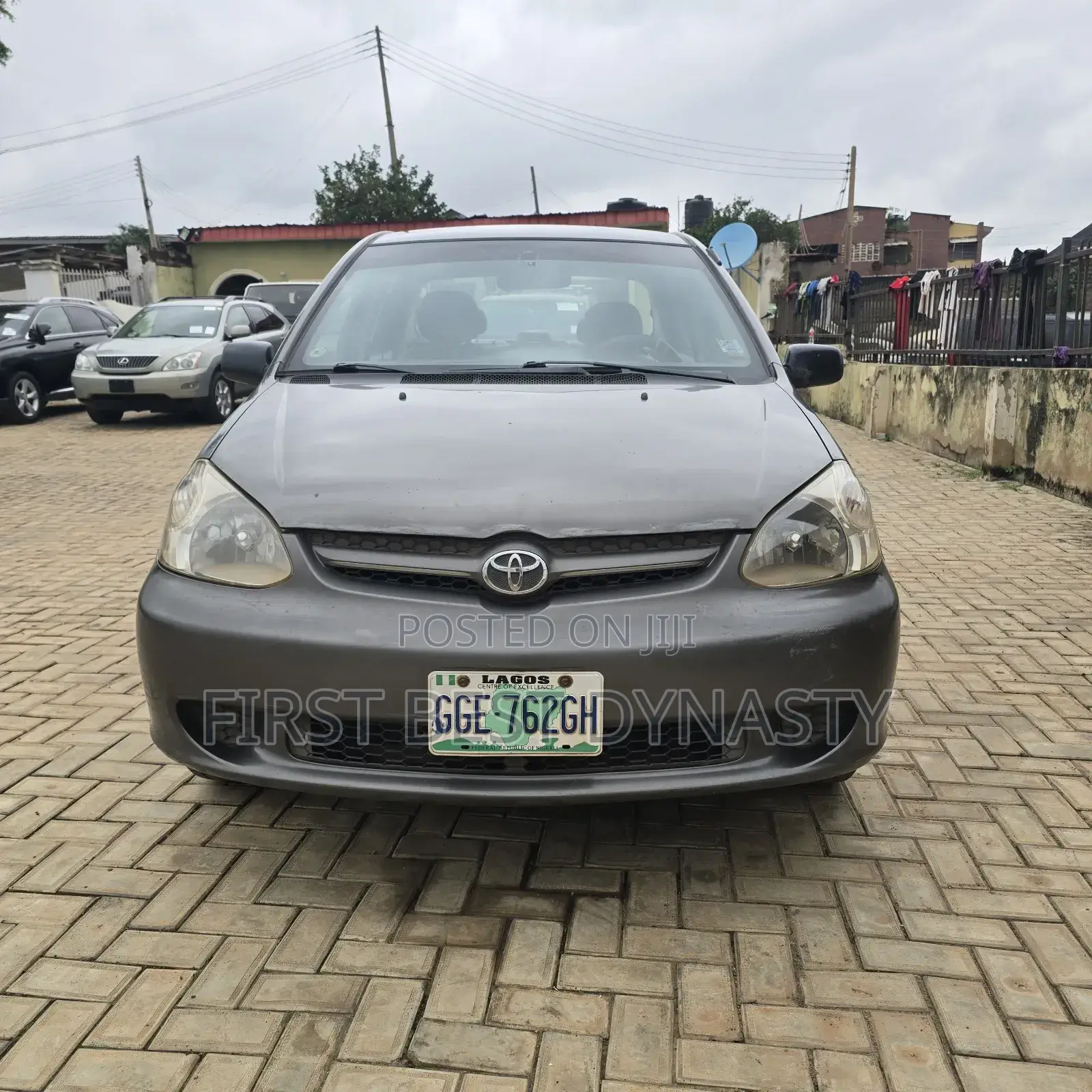 Toyota Echo 2004 Gray