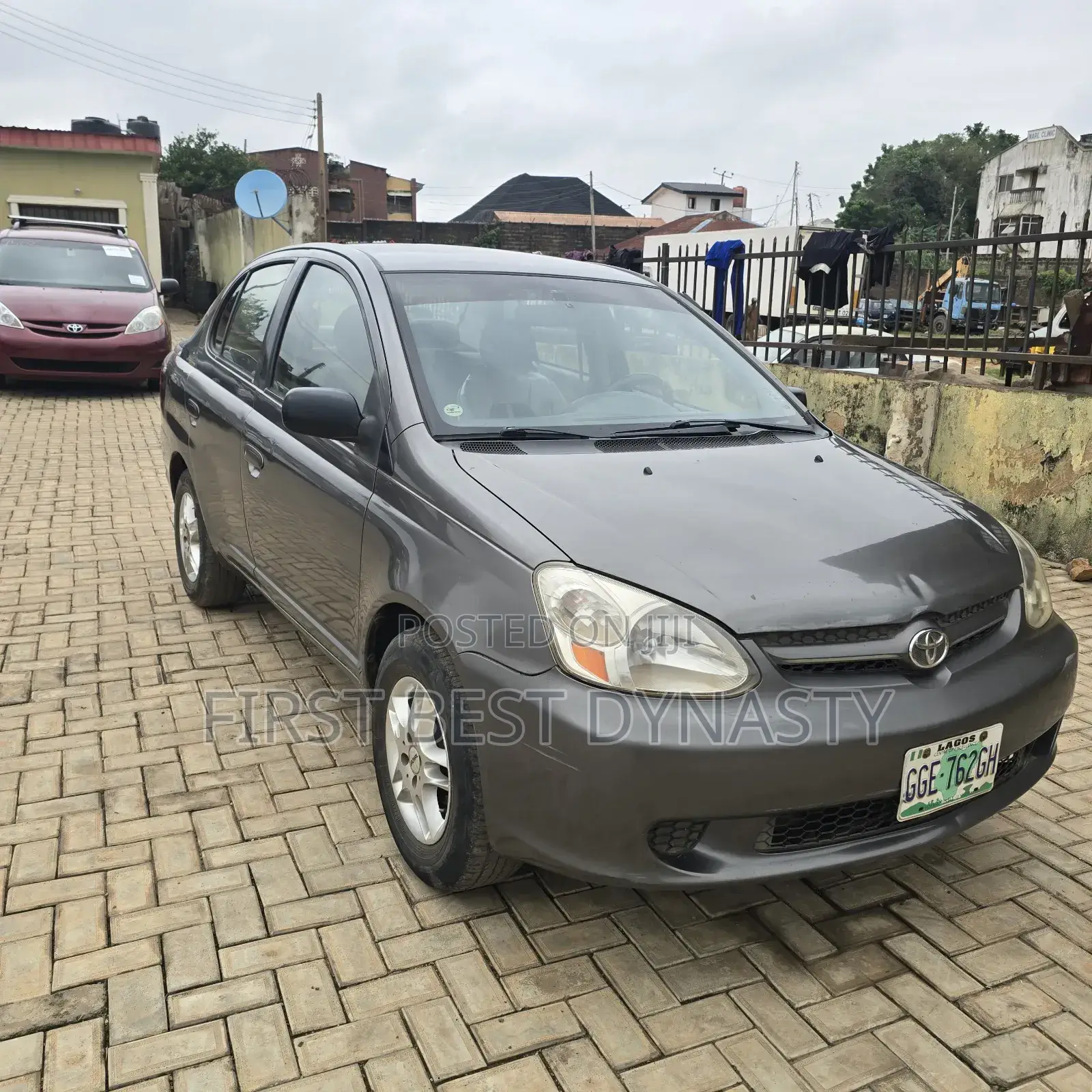 Toyota Echo 2004 Gray