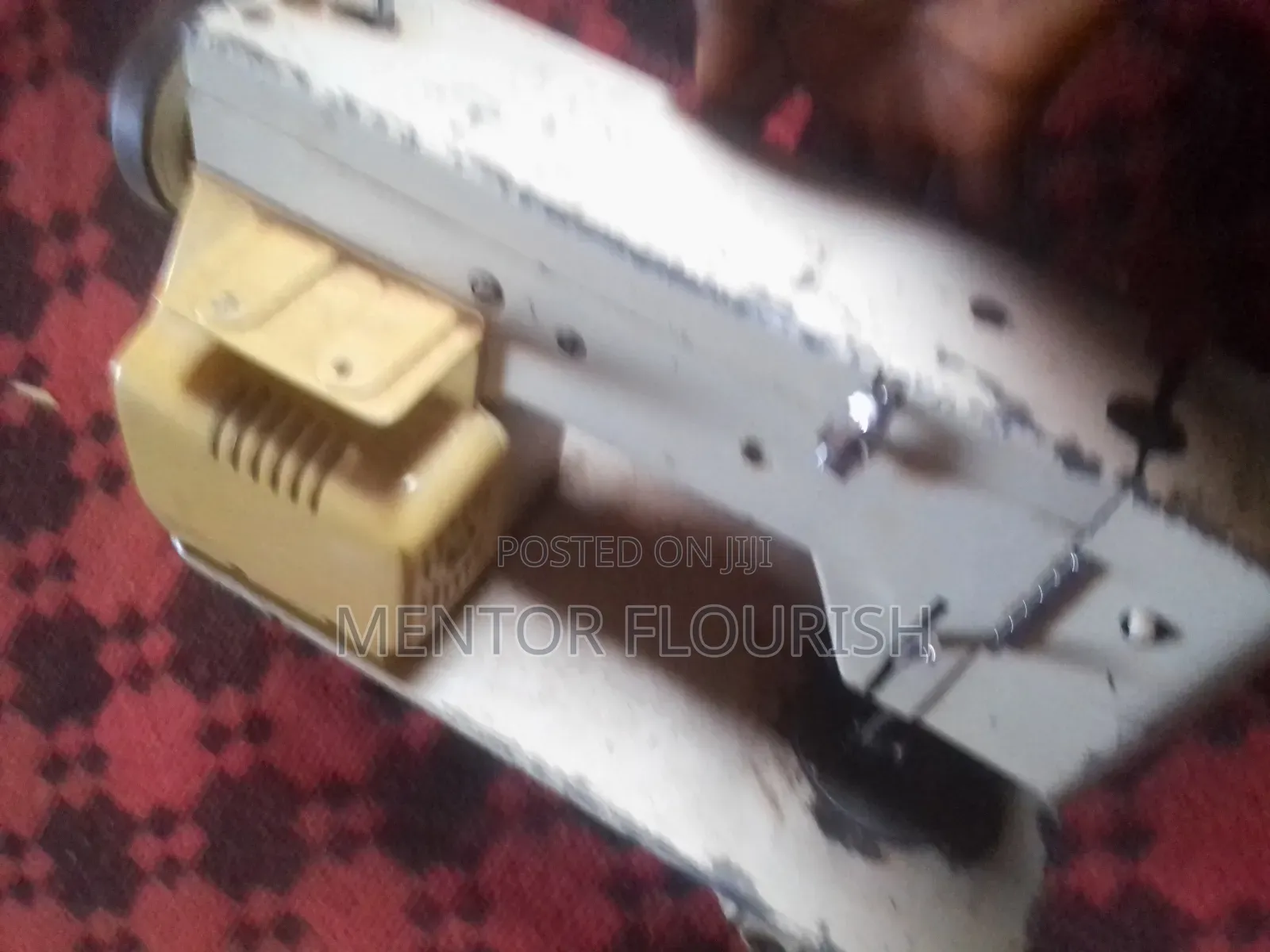 Cloth Sewing Machine
