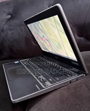 Laptop Acer TravelMate B3 4GB Intel Celeron SSD 128GB