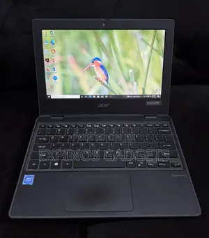 Laptop Acer TravelMate B3 4GB Intel Celeron SSD 128GB