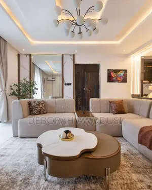Luxury 2 Bedroom Maisonette
