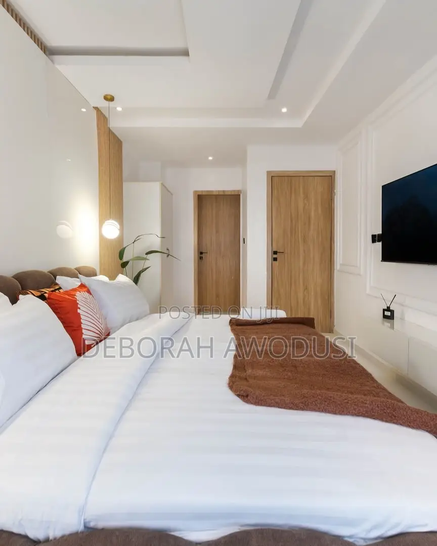 Luxury 2 Bedroom Maisonette