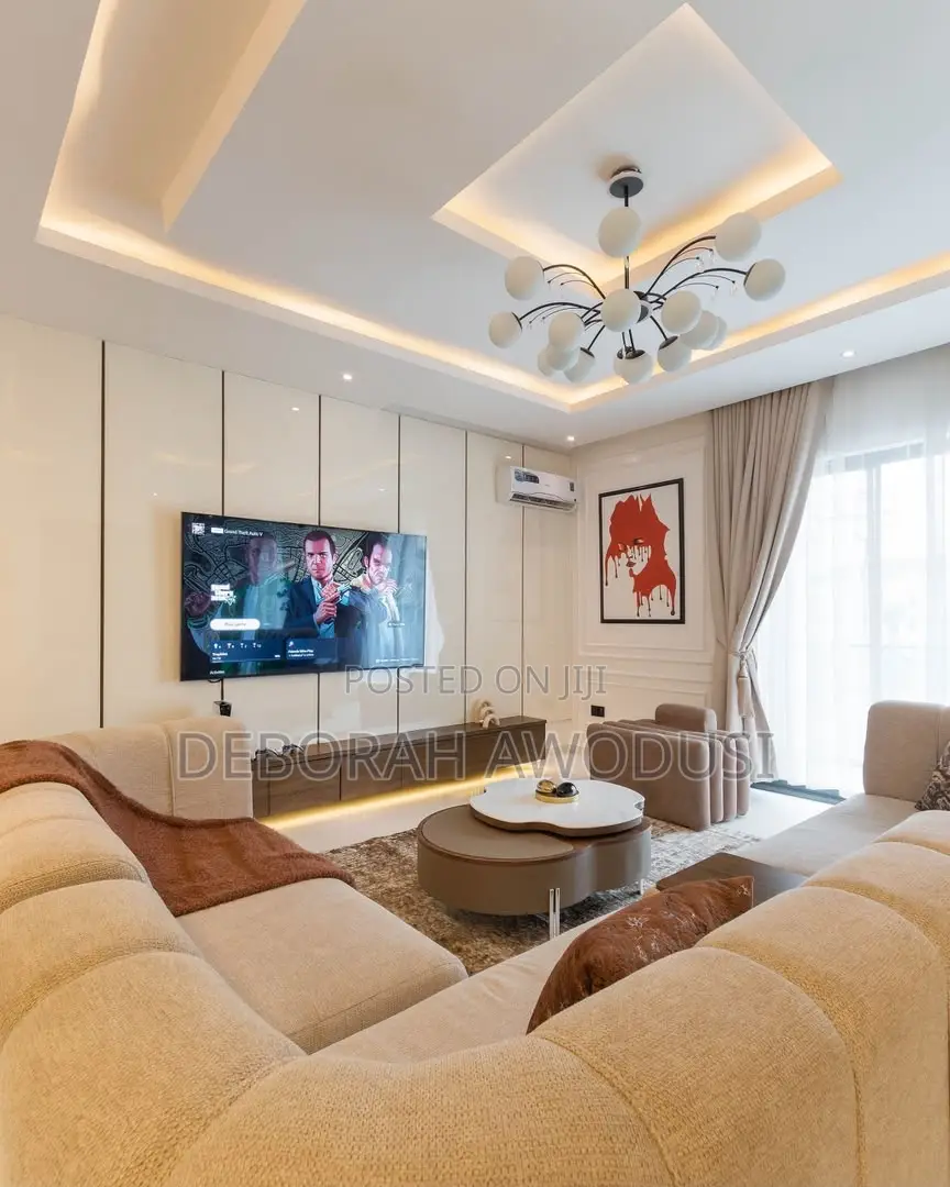 Luxury 2 Bedroom Maisonette