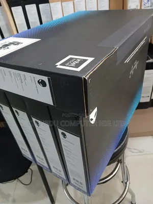 New Laptop Dell 32GB Intel Core Ultra 9 SSD 1T