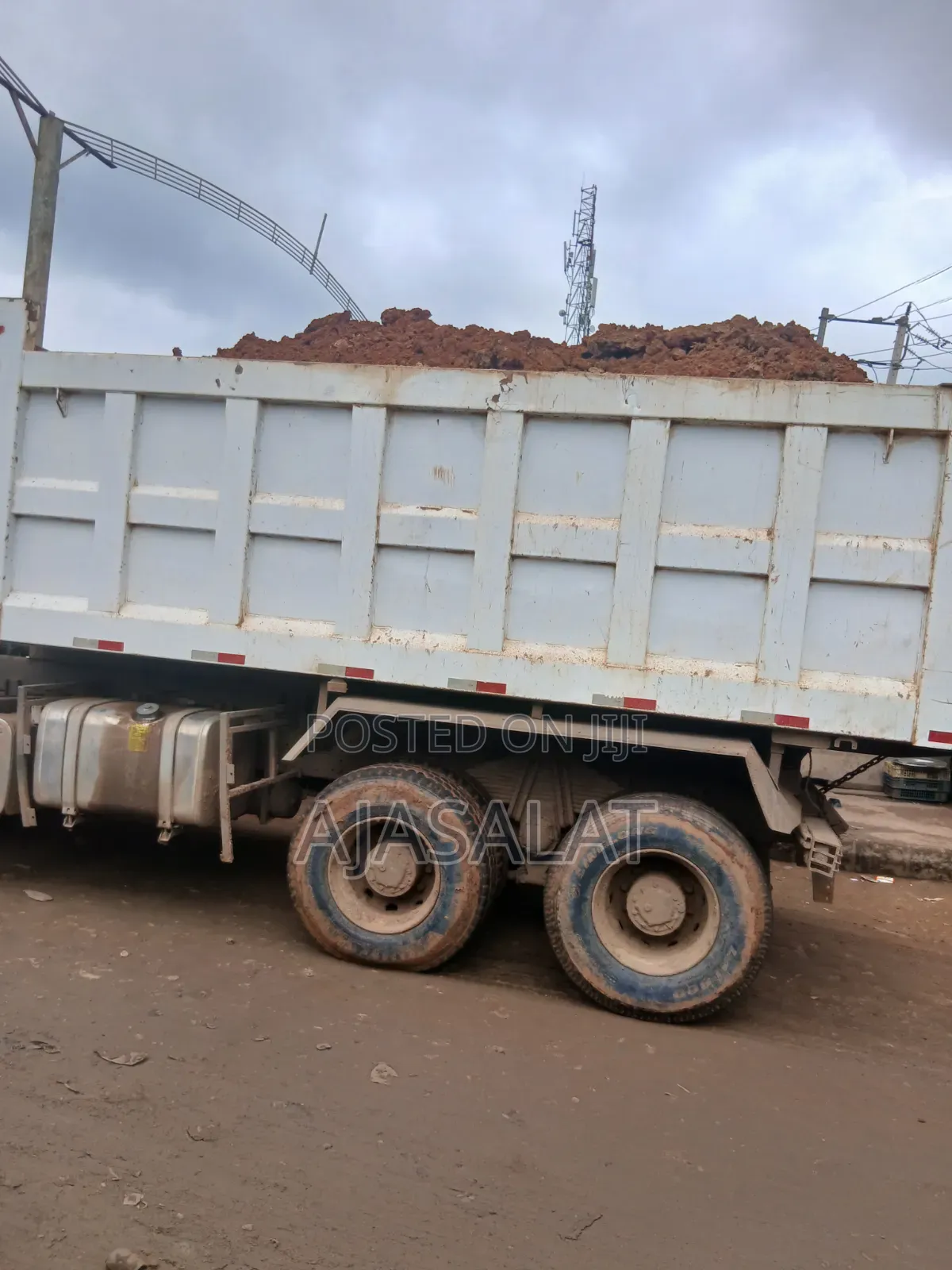 40 30 Tons of Sharp Sand