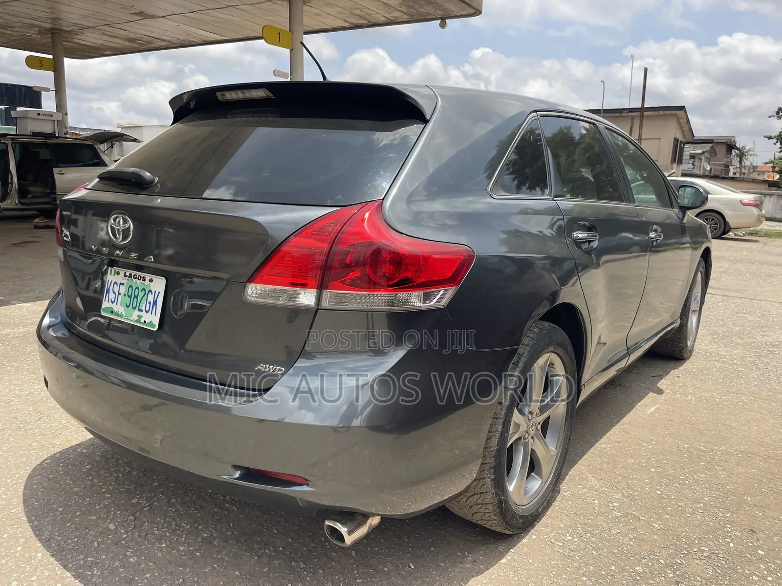 Toyota Venza 2011 Gray