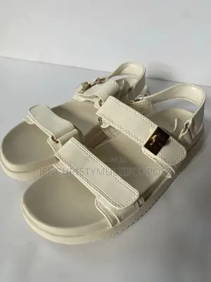 Women's Platform Buckle Strap Sandals
