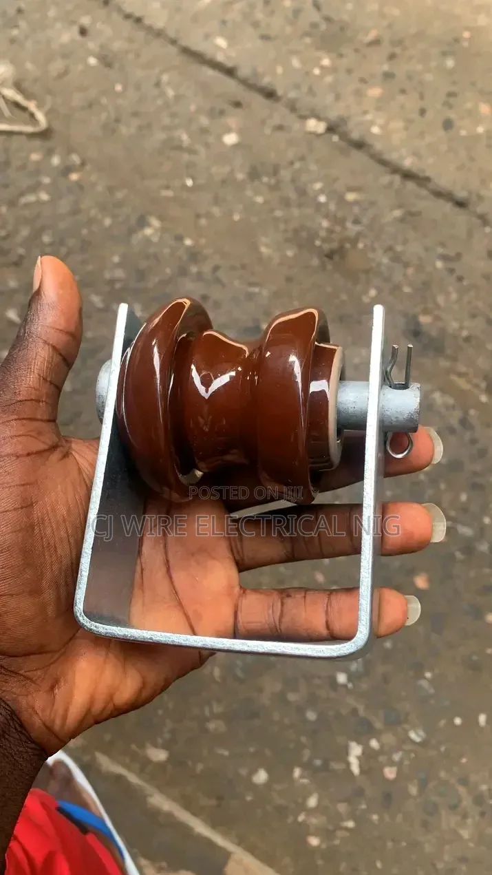 Complete D Iron