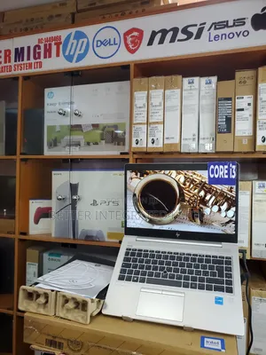 New Laptop HP EliteBook 820 8GB Intel Core i3 SSD 512GB