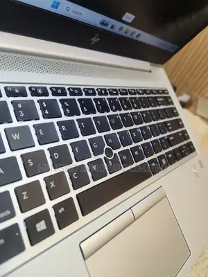 Laptop HP EliteBook 840 G5 8GB Intel Core i7 SSD 256GB