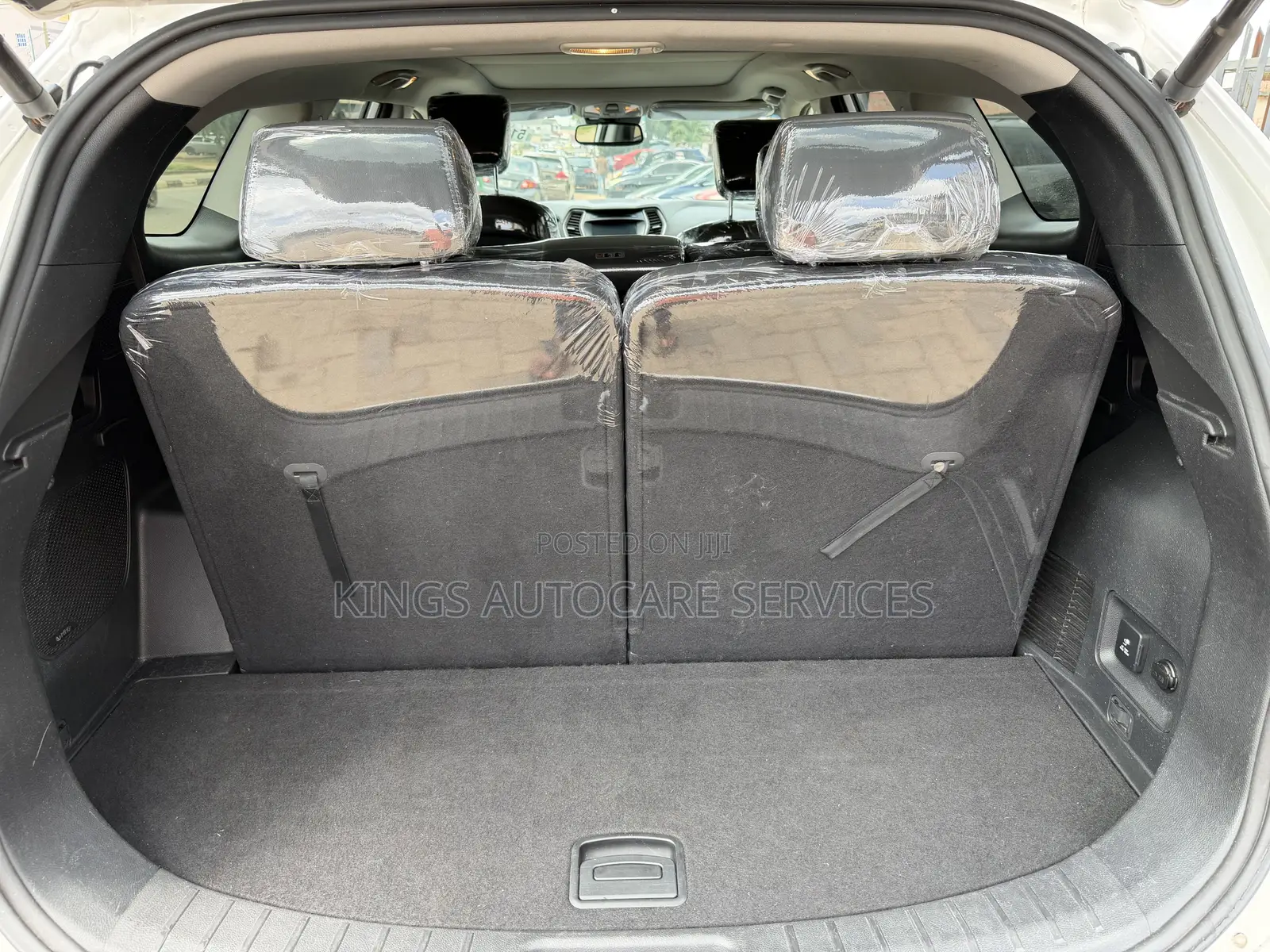 Hyundai Santa Fe Limited AWD 2017 White