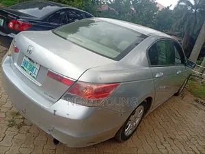 Honda Accord 2008 Silver