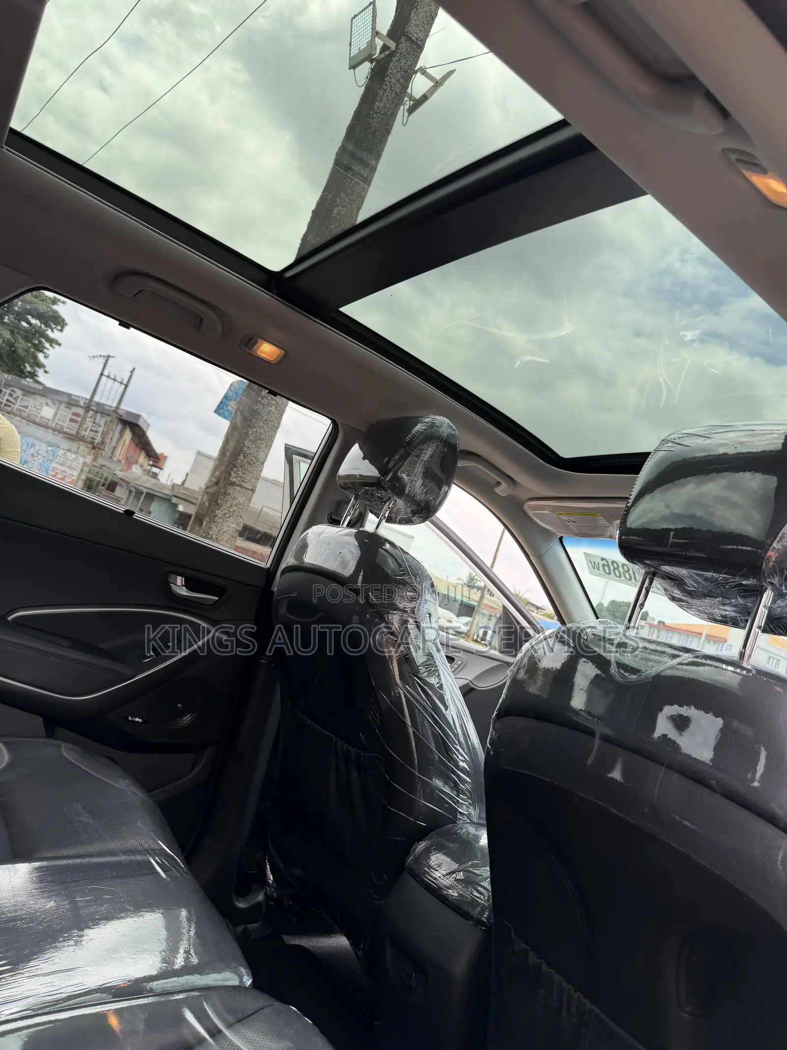 Hyundai Santa Fe Limited AWD 2017 White