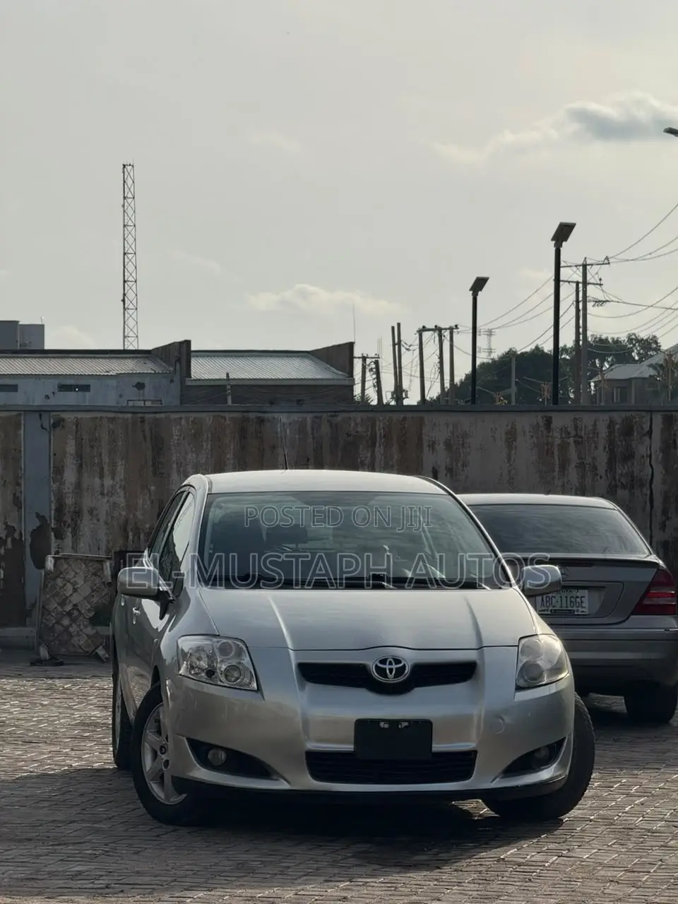 Toyota Auris 2011 Silver