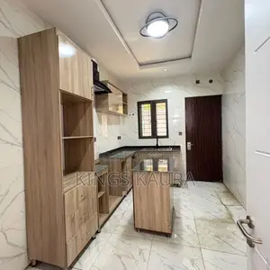 4bdrm Townhouse / Terrace in Guzape District for rent
