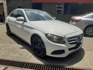 Mercedes-Benz C300 2015 White