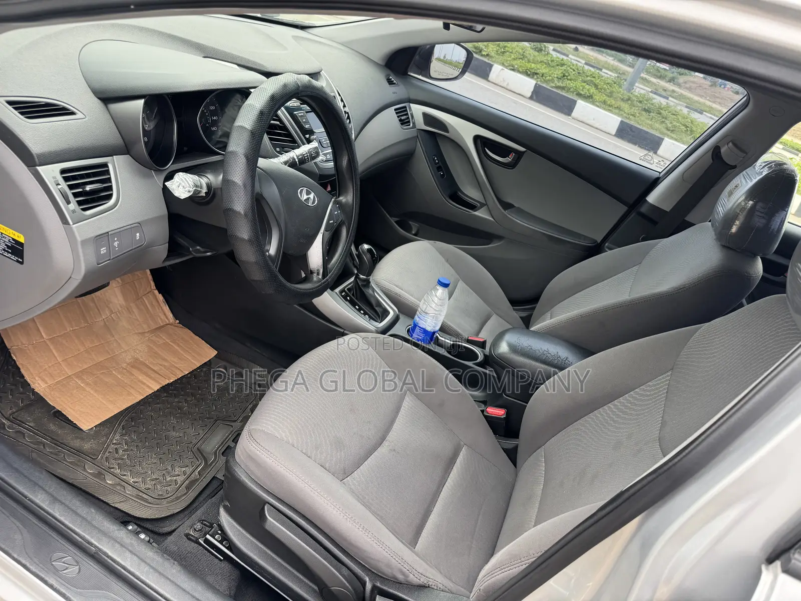 Hyundai Elantra 2015 Silver