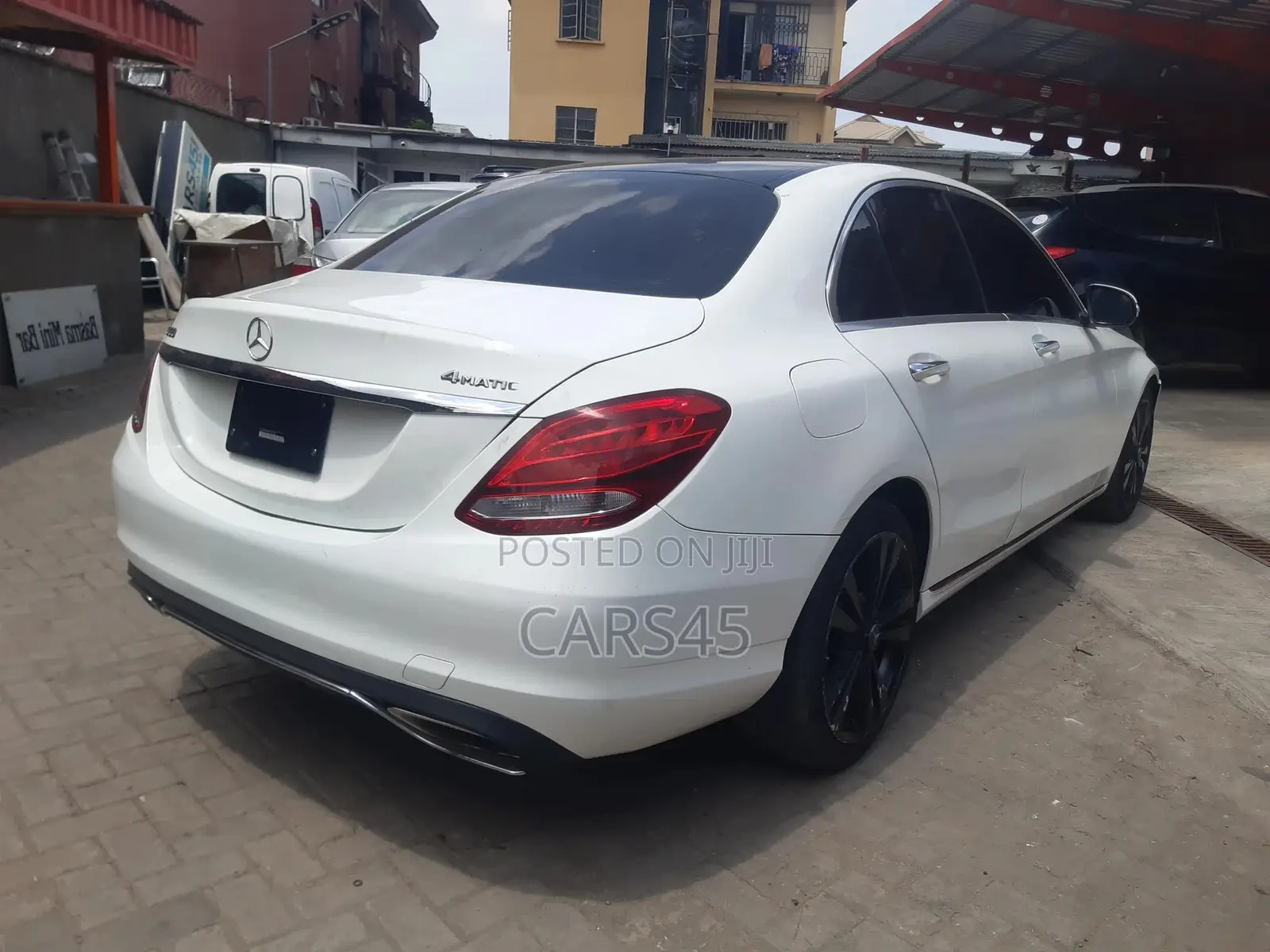 Mercedes-Benz C300 2015 White