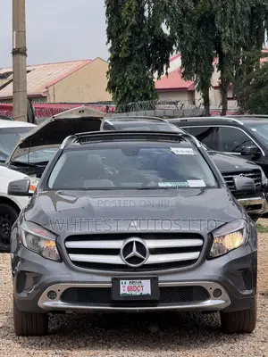 Mercedes-Benz GLA 250 2016 Gray