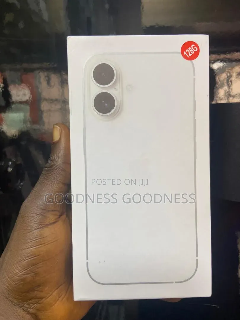 New Apple iPhone 16 128 GB White