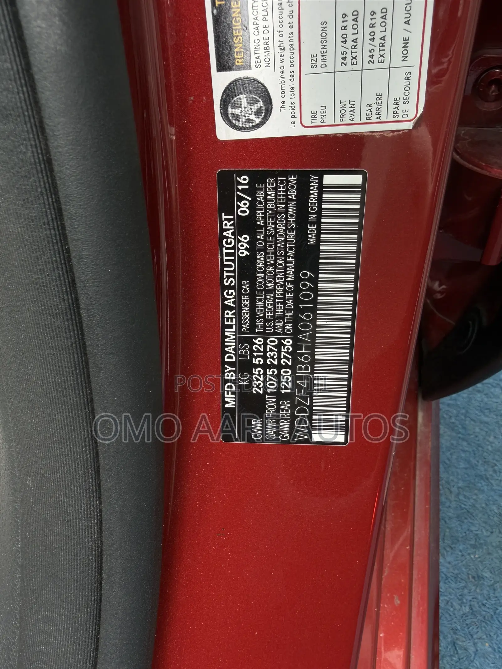 Mercedes-Benz E300 2017 Red