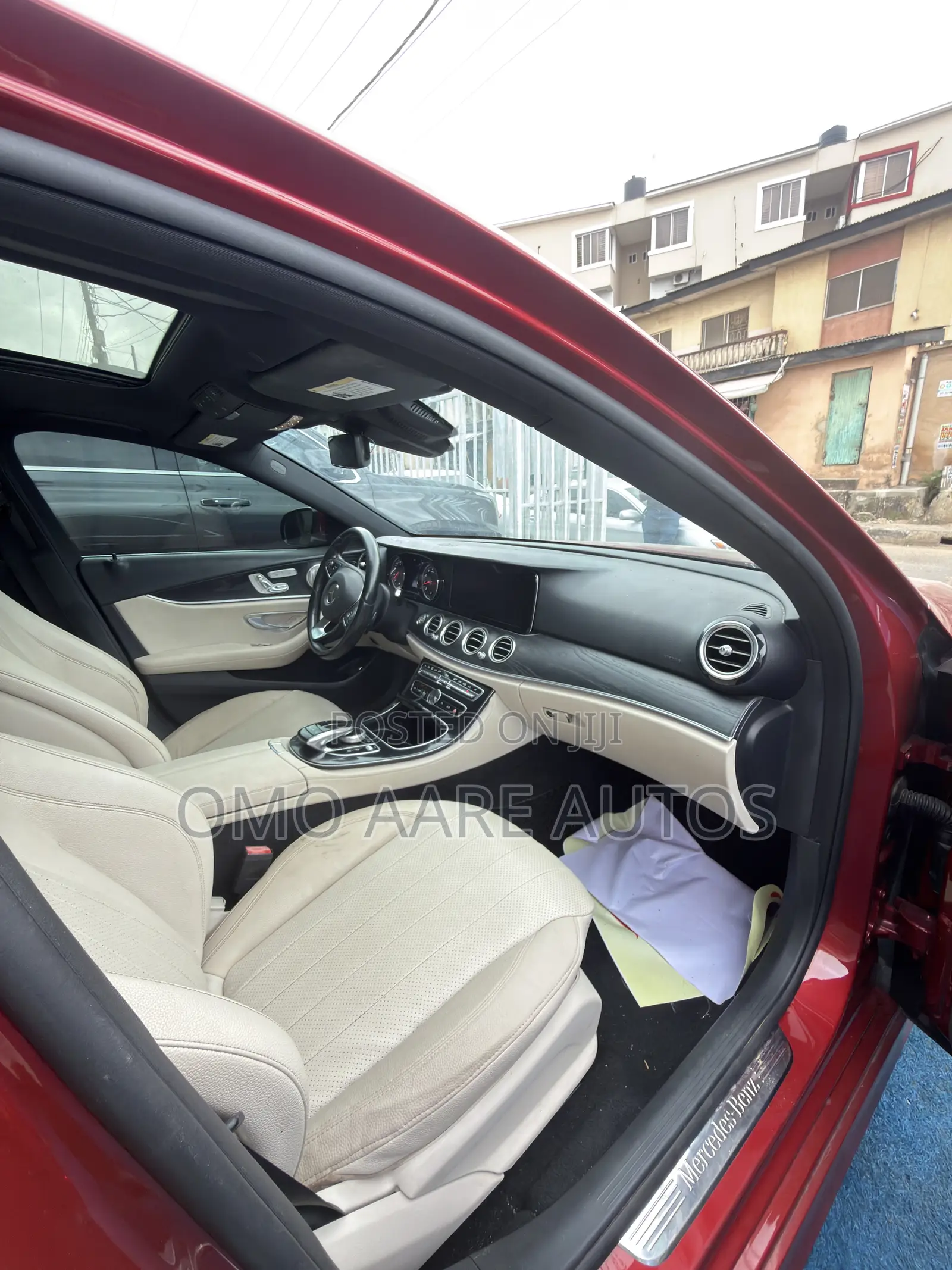 Mercedes-Benz E300 2017 Red