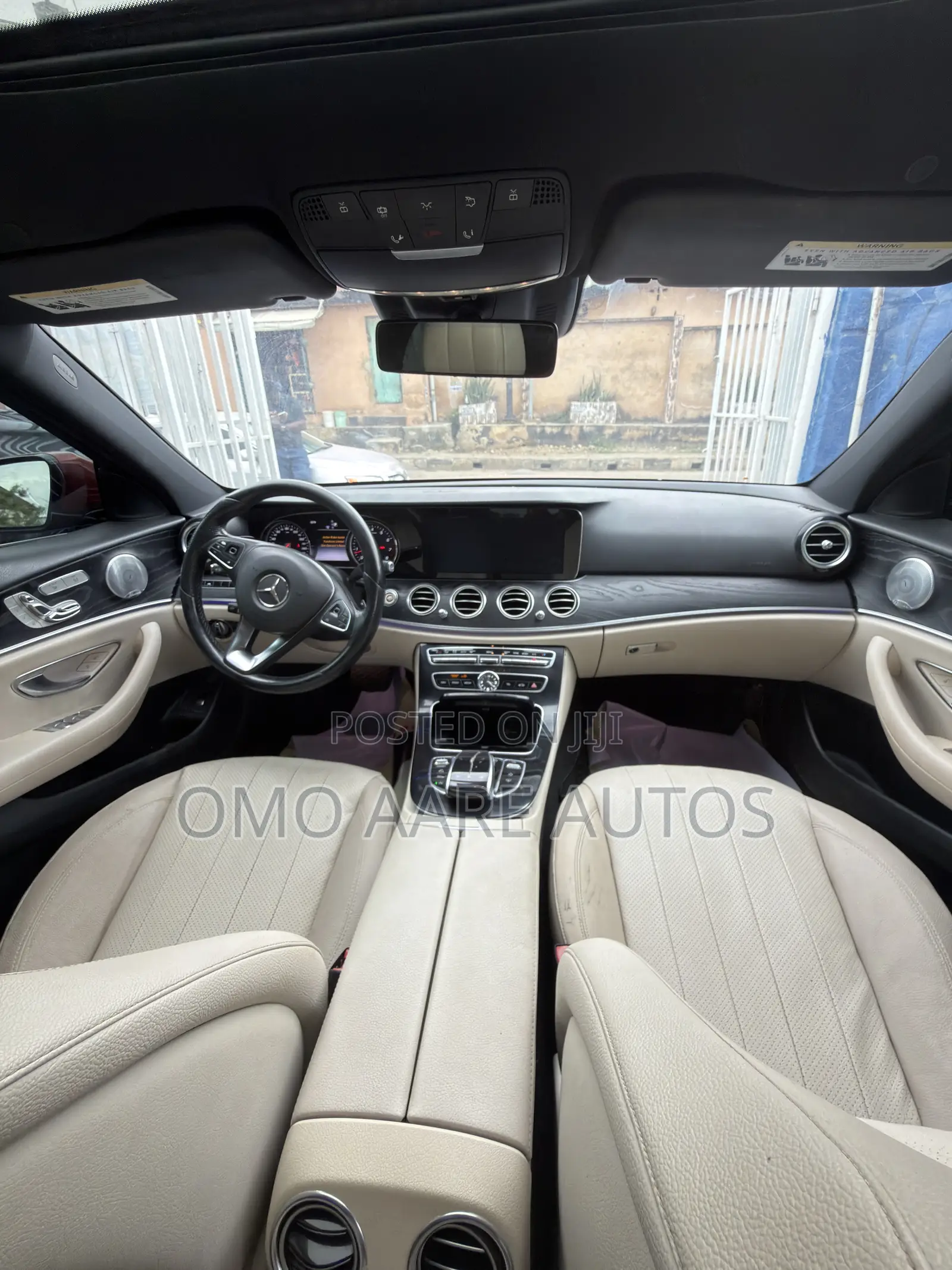 Mercedes-Benz E300 2017 Red