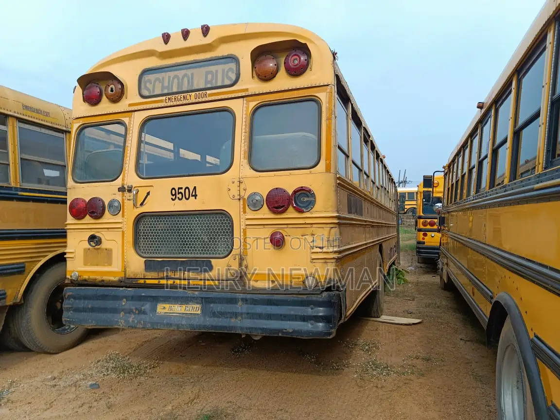 Bus 1995 Yellow