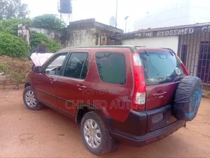 Honda CR-V 2005 Red
