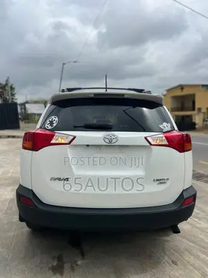 Toyota RAV4 Limited AWD (2.5L 4cyl 6A) 2013 White