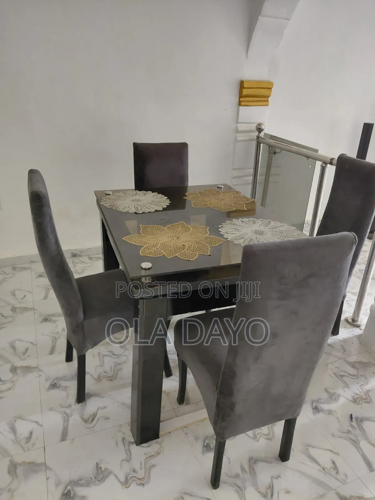Dinning Table
