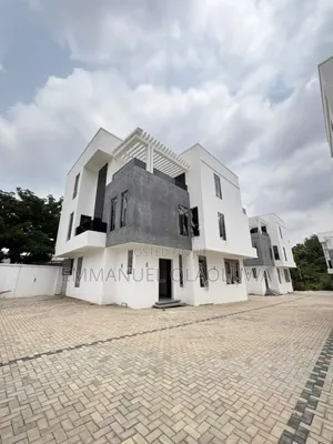 5bdrm Duplex in Life Camp for sale