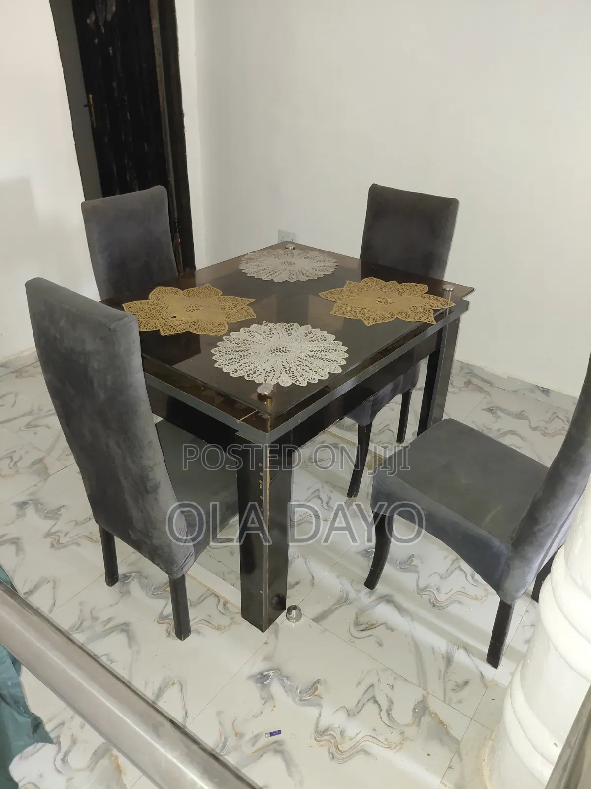 Dinning Table