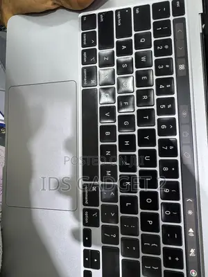 Laptop Apple MacBook Pro 2020 16GB Intel Core i5 SSD 512GB