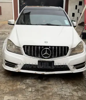Mercedes-Benz C300 2010 White