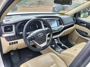 Toyota Highlander 2015 White